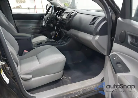 2015 Toyota Tacoma Base V6 из США, поврежденный, VIN 3TMLU4ENXFM185693